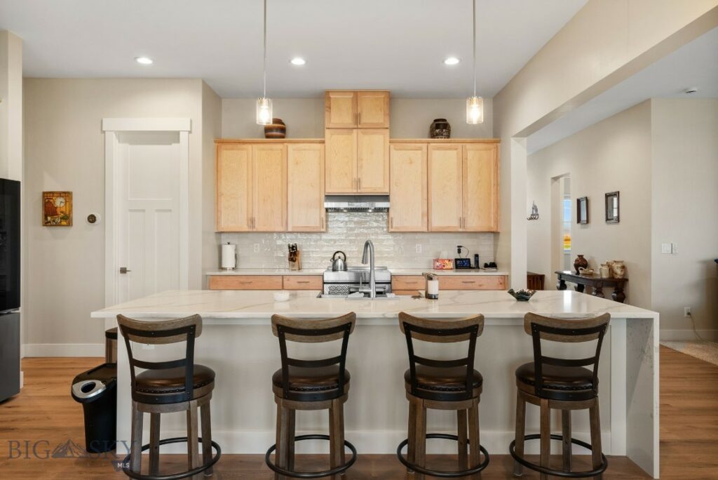 1604 Kit Carson Circle