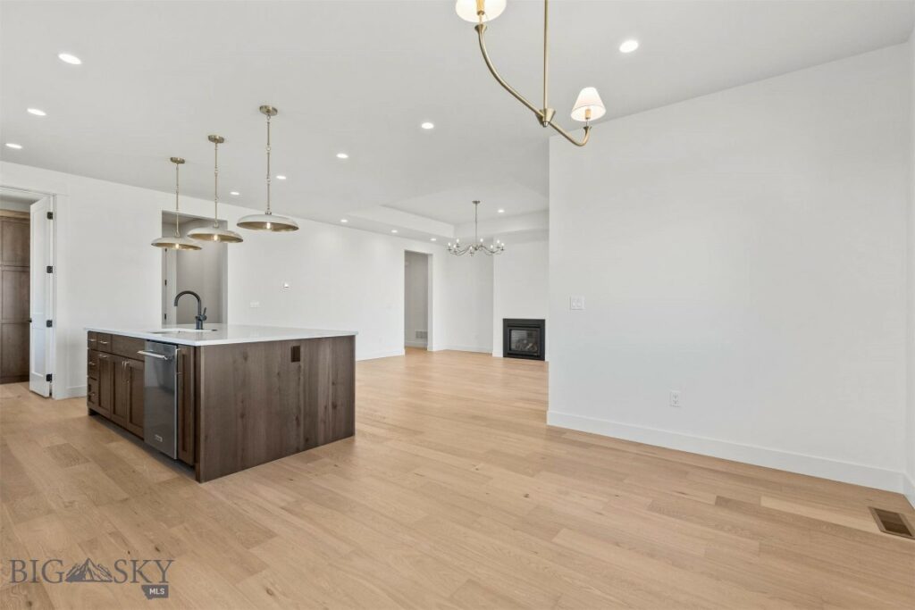 1605 Cambridge Drive