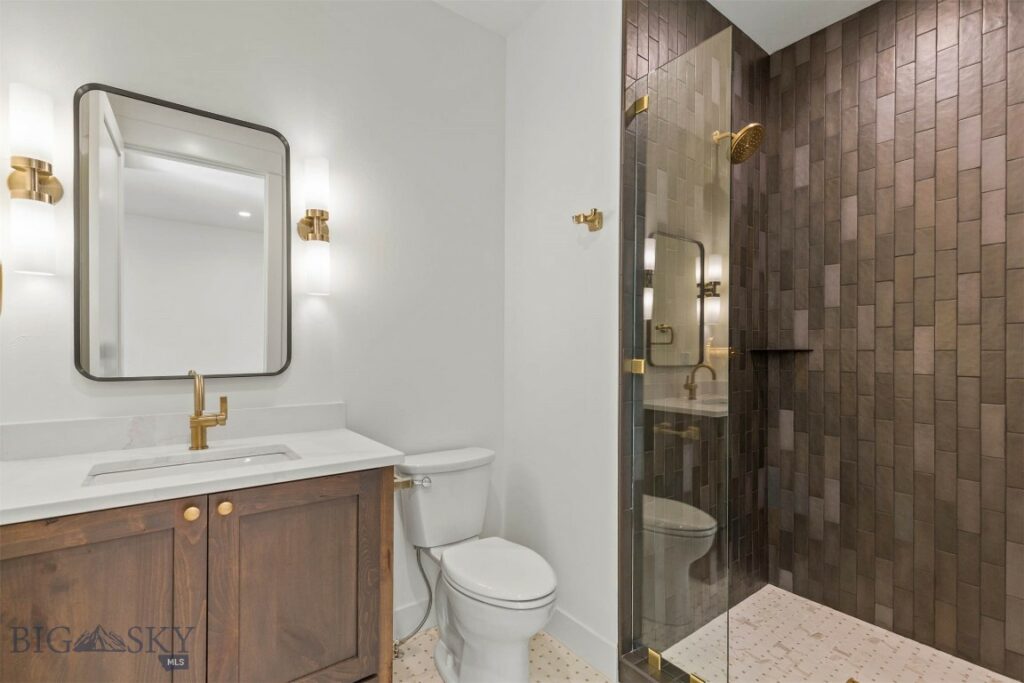 1605 Cambridge Drive