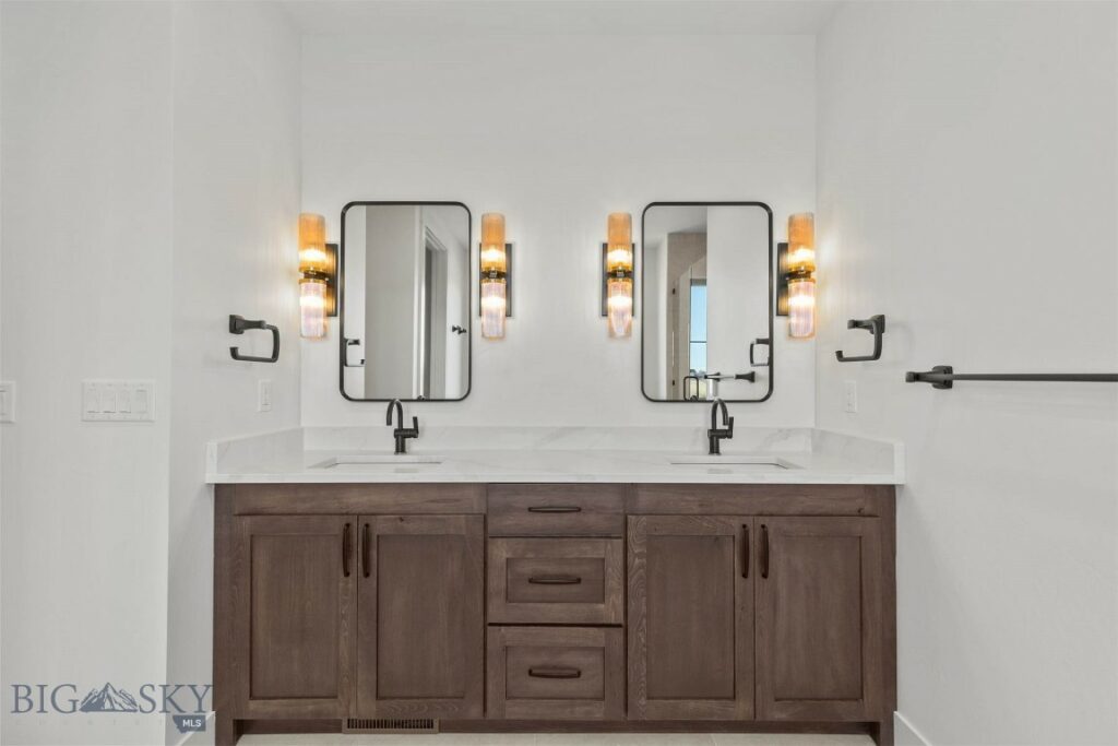 1605 Cambridge Drive