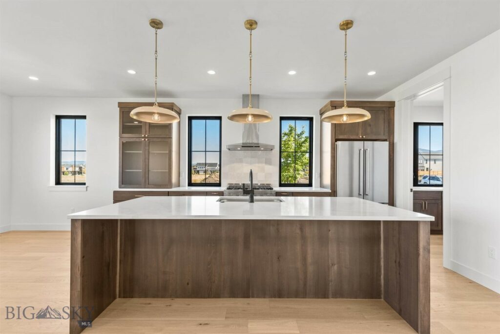 1605 Cambridge Drive