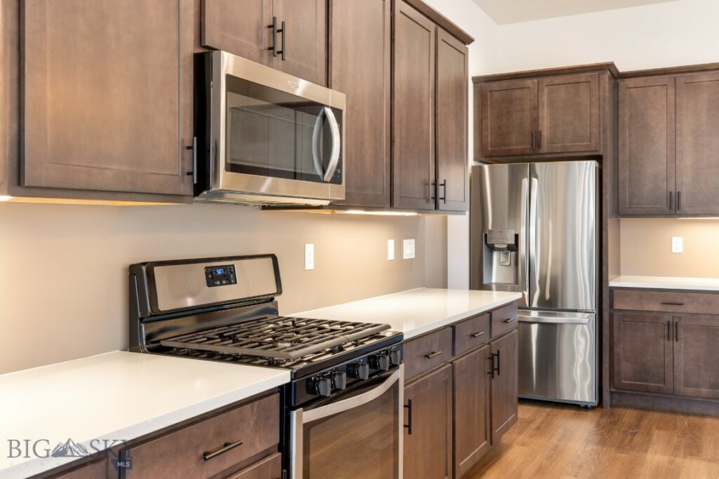 1609 Wyatt Earp Court