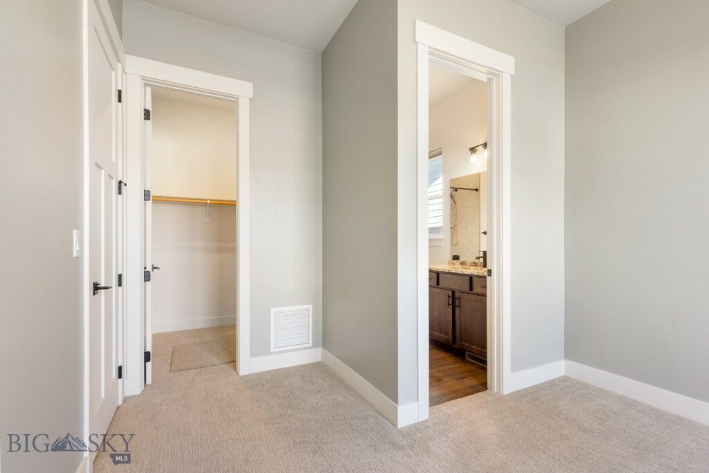 1609 Wyatt Earp Court