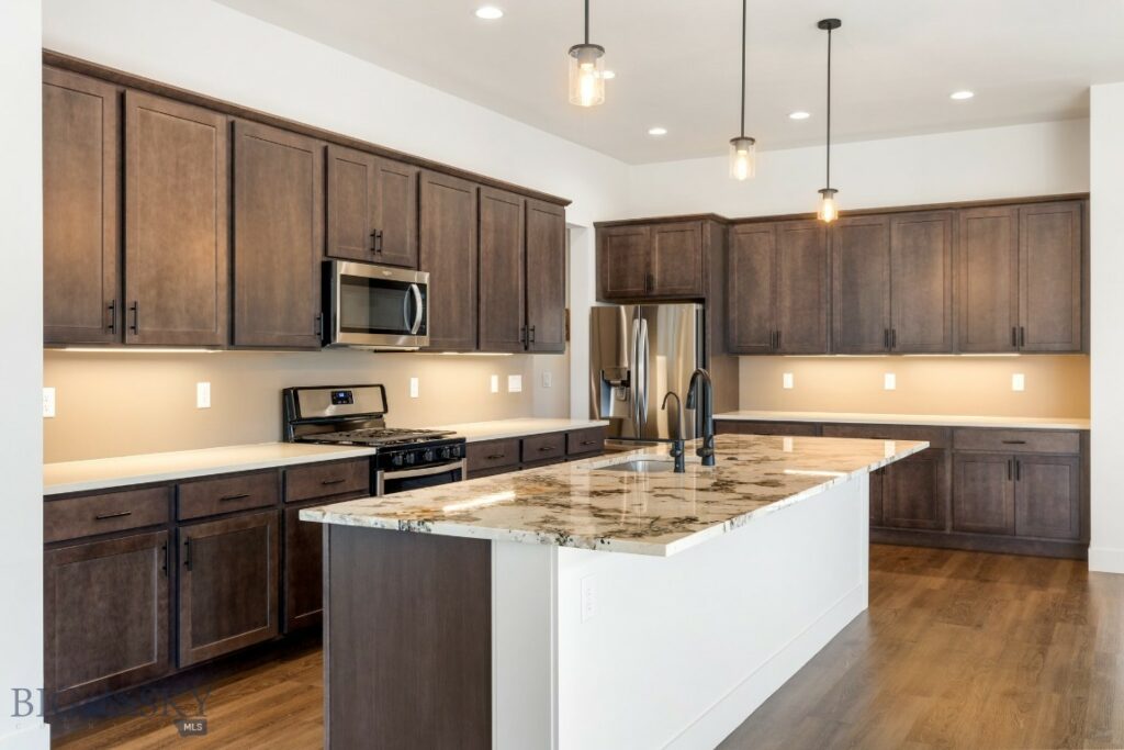 1609 Wyatt Earp Court