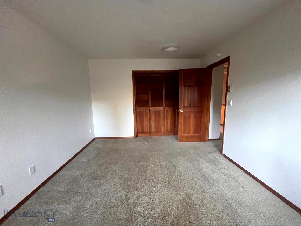 1611 W Koch