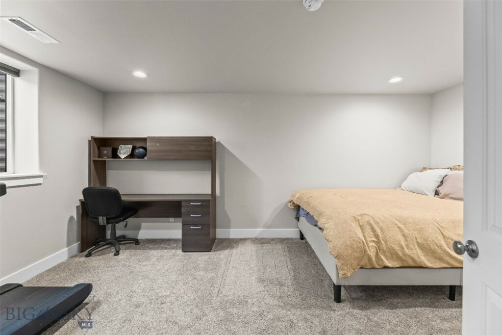 Belgrade MT 59714 - 24