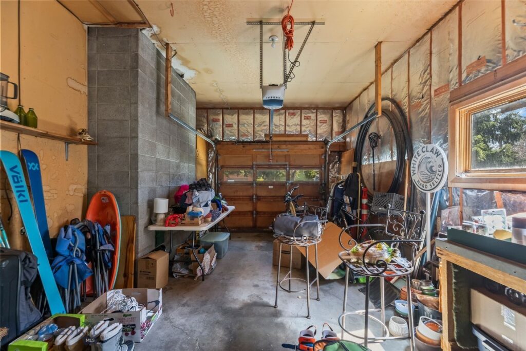 1621 S Willson Avenue