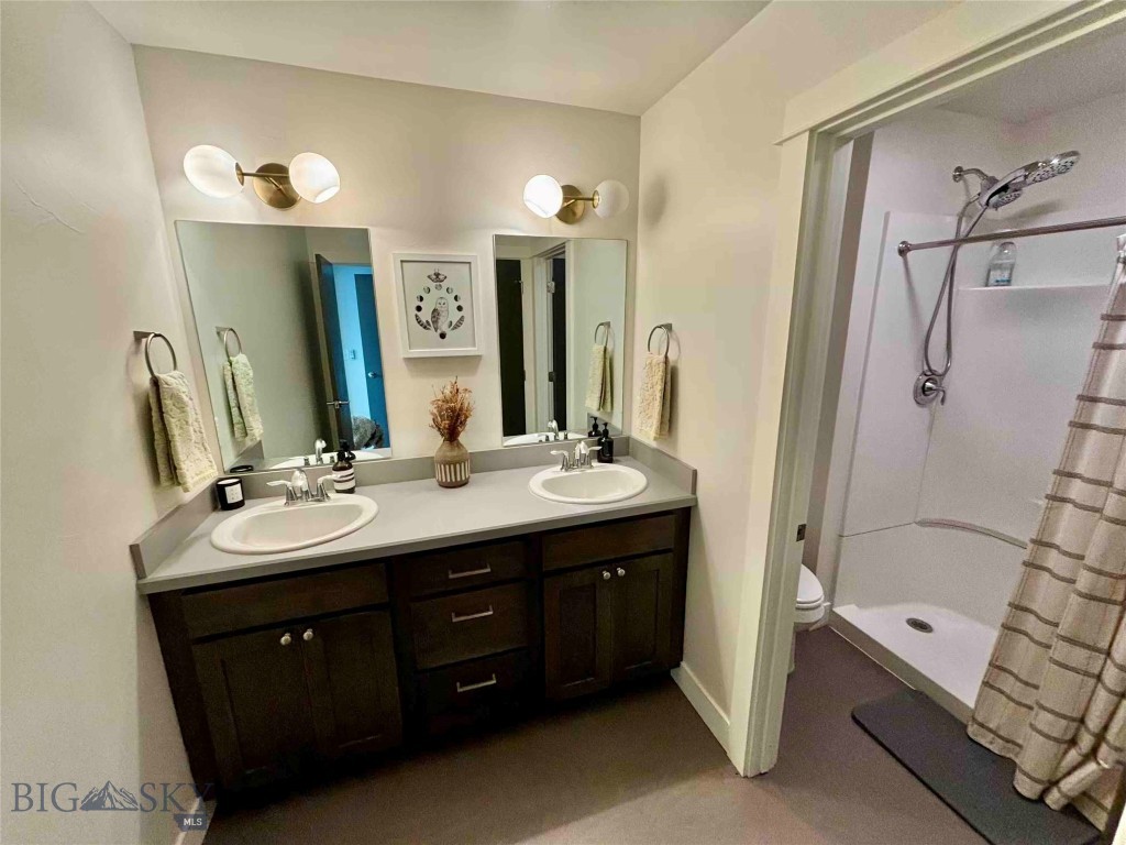 1640 New Holland Drive