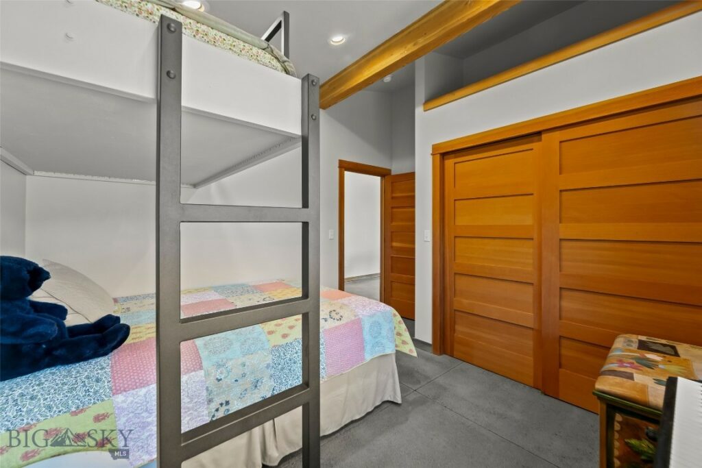 Bozeman MT 59715 - 16