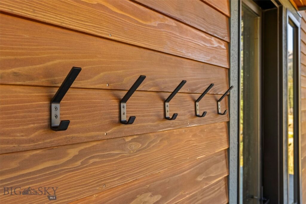 Bozeman MT 59715 - 18