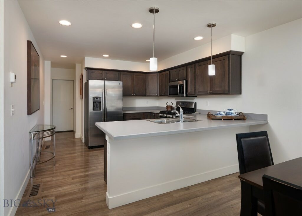 1665 Windward Avenue