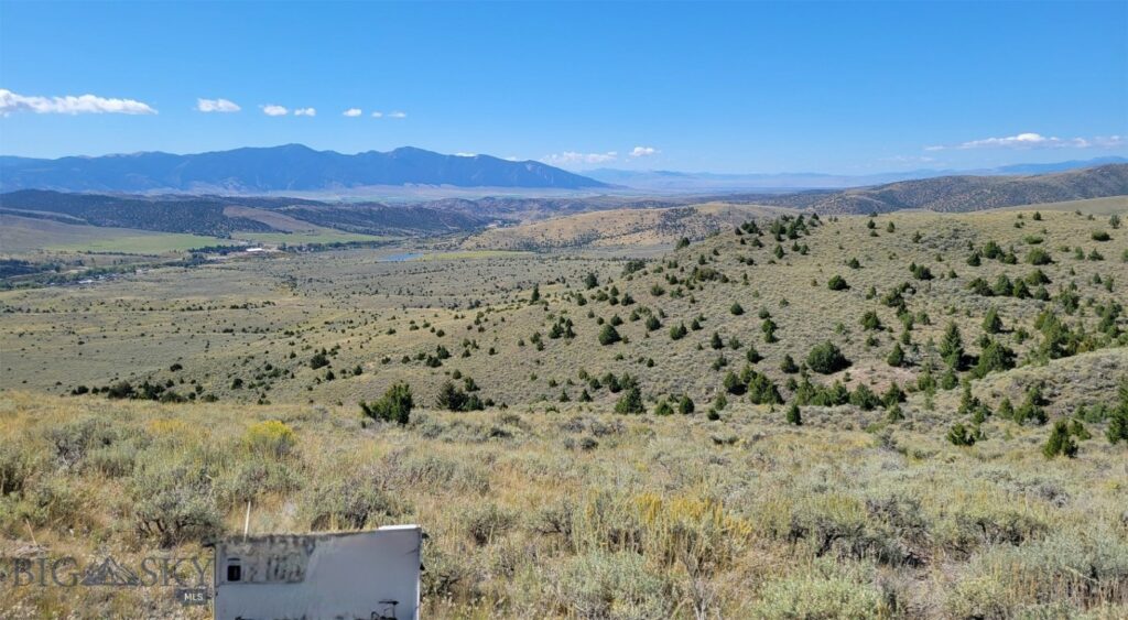 166.96 acres Private Rd off MT Hwy 287