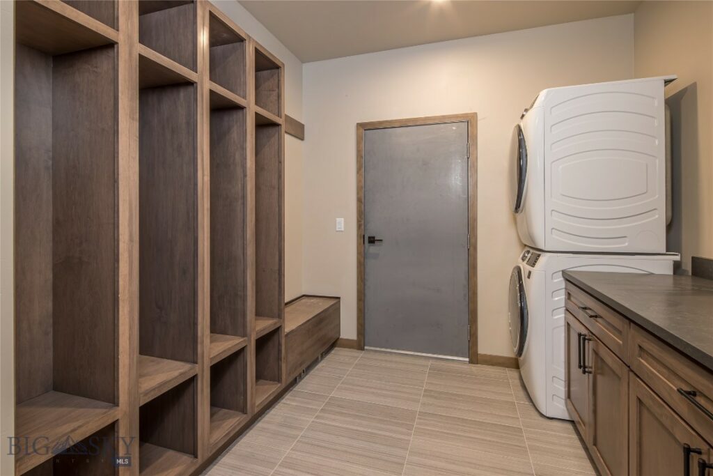 Big Sky MT 59716 - 11