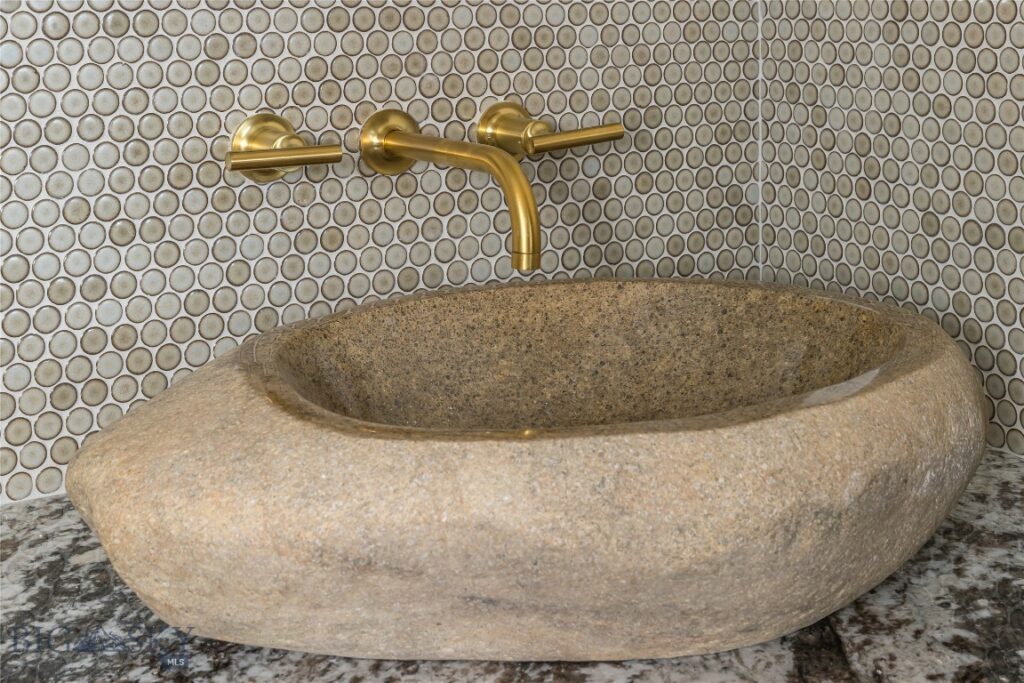 Big Sky MT 59716 - 4