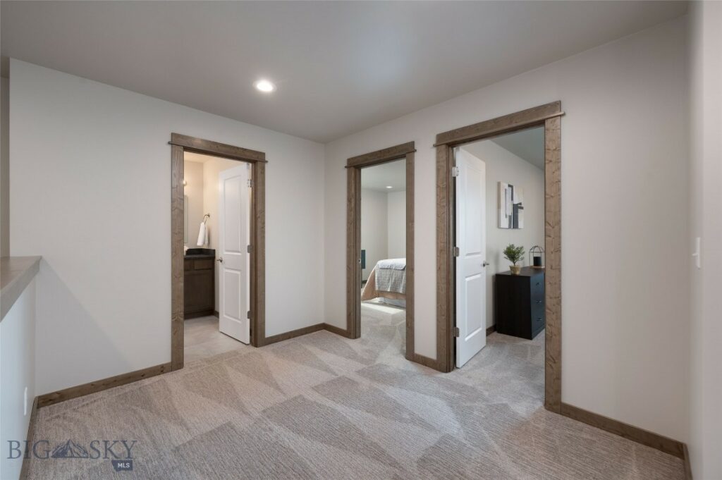 17 Canvasback Avenue