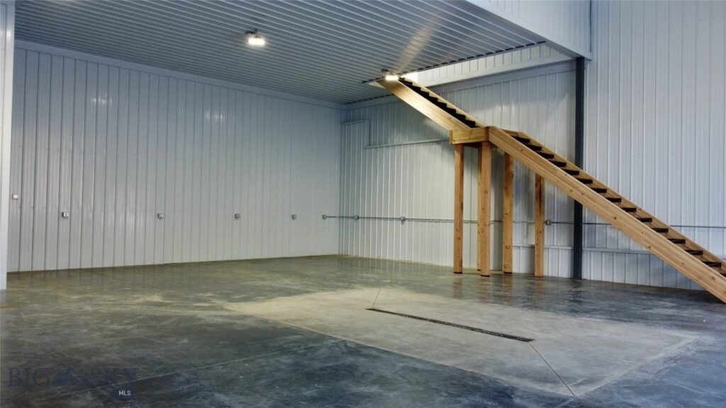 17 Blacksmith Loop
