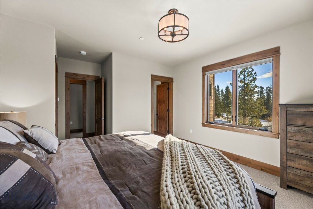 Big Sky MT 59716 - 12