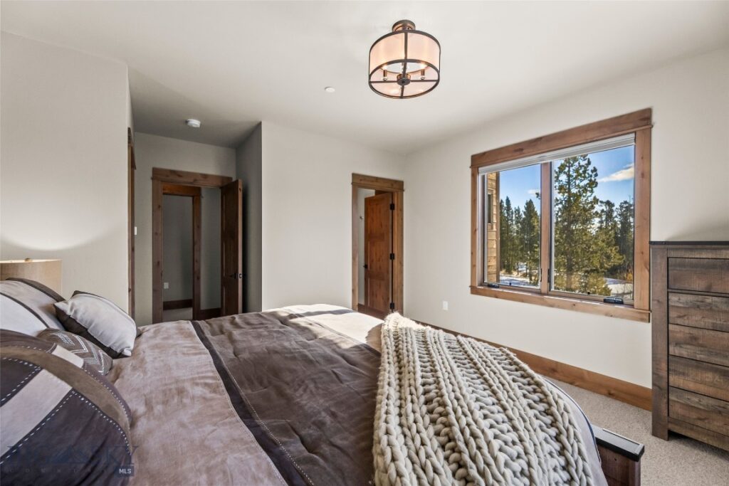 Big Sky MT 59716 - 12