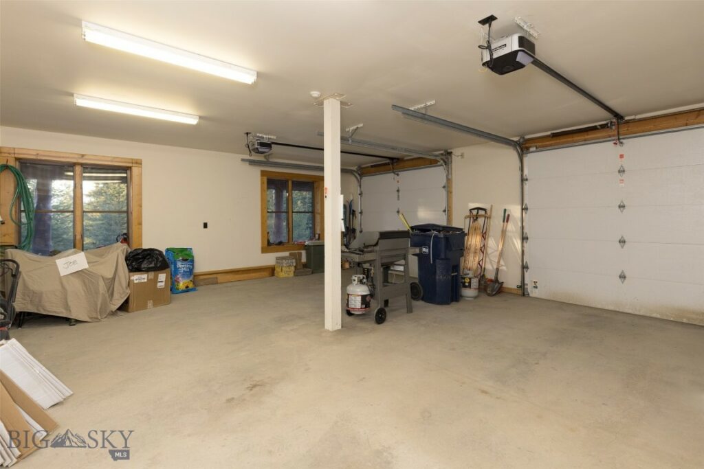 170 Hyalite Drive