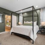 1704 Deadwood Loop