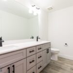 1704 W Lincoln