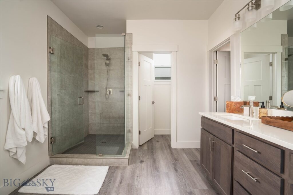 1704 Wyatt Earp Court