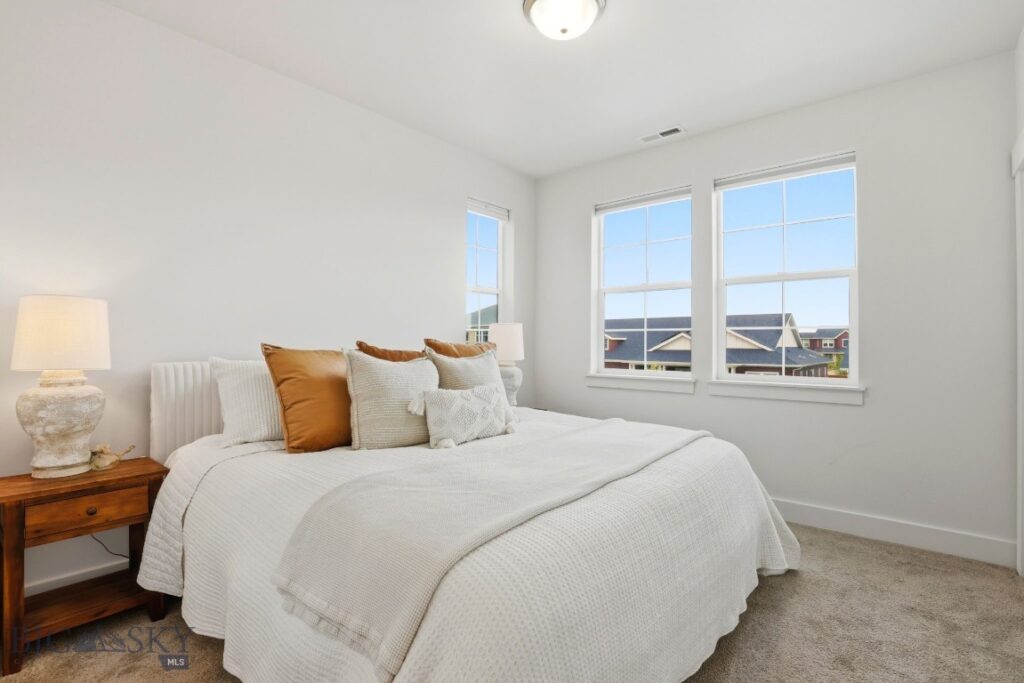 1704 Wyatt Earp Court