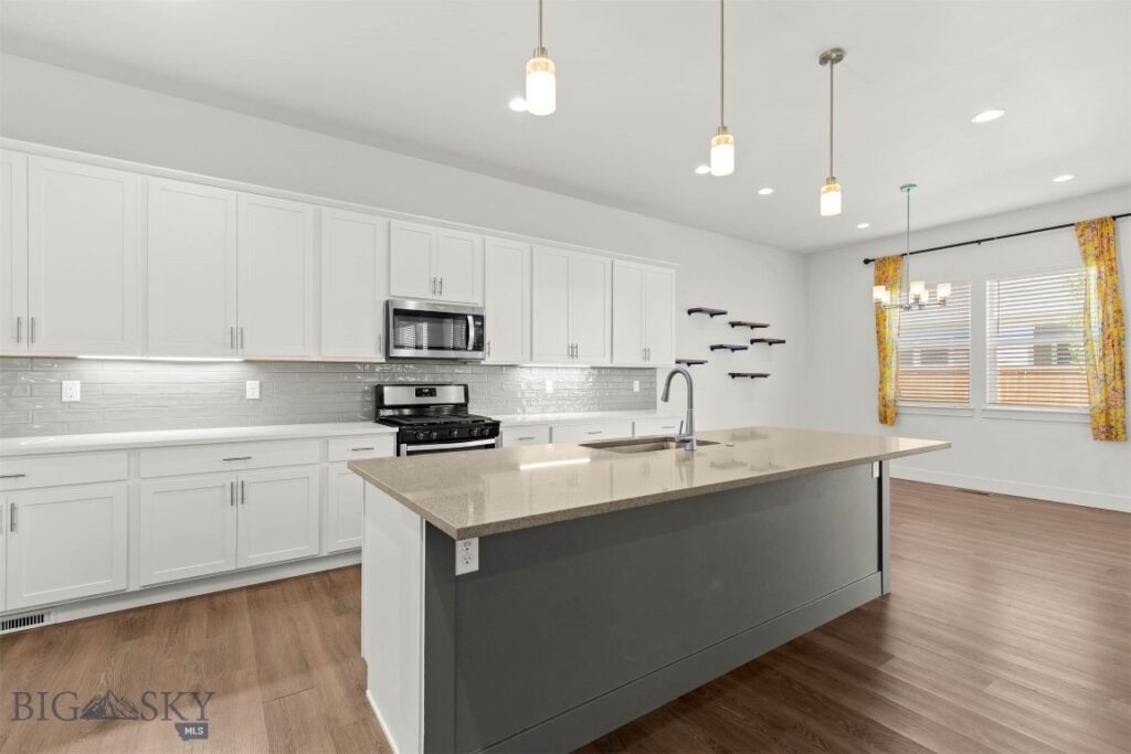 1705 Wyatt Earp Court