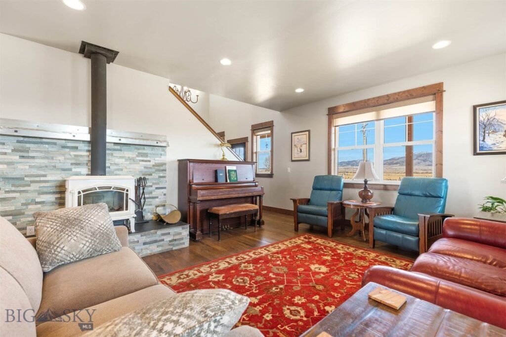 1707 Roundup Boulevard