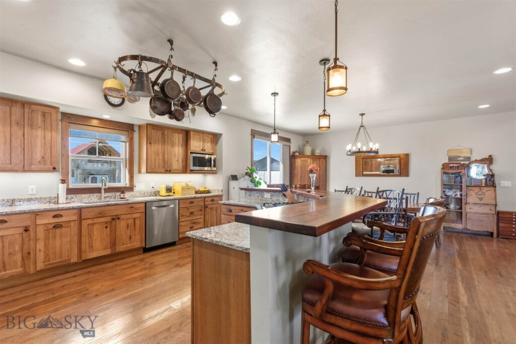 1707 Roundup Boulevard