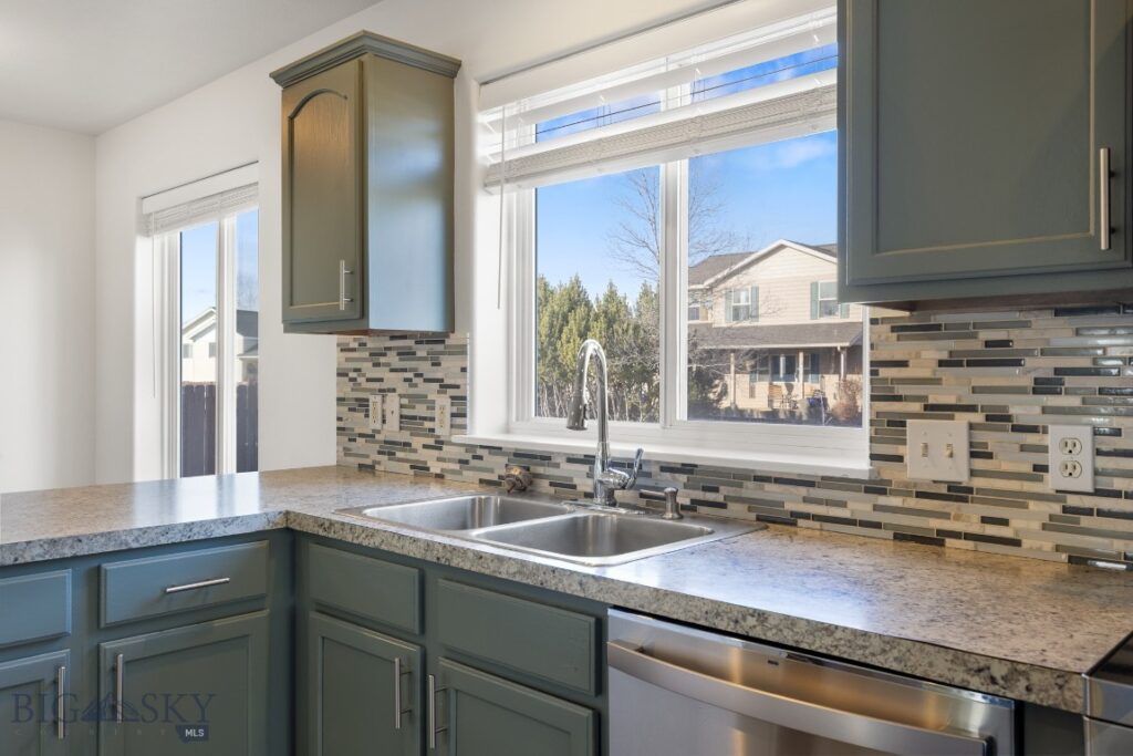 171 Meadow Brook Lane