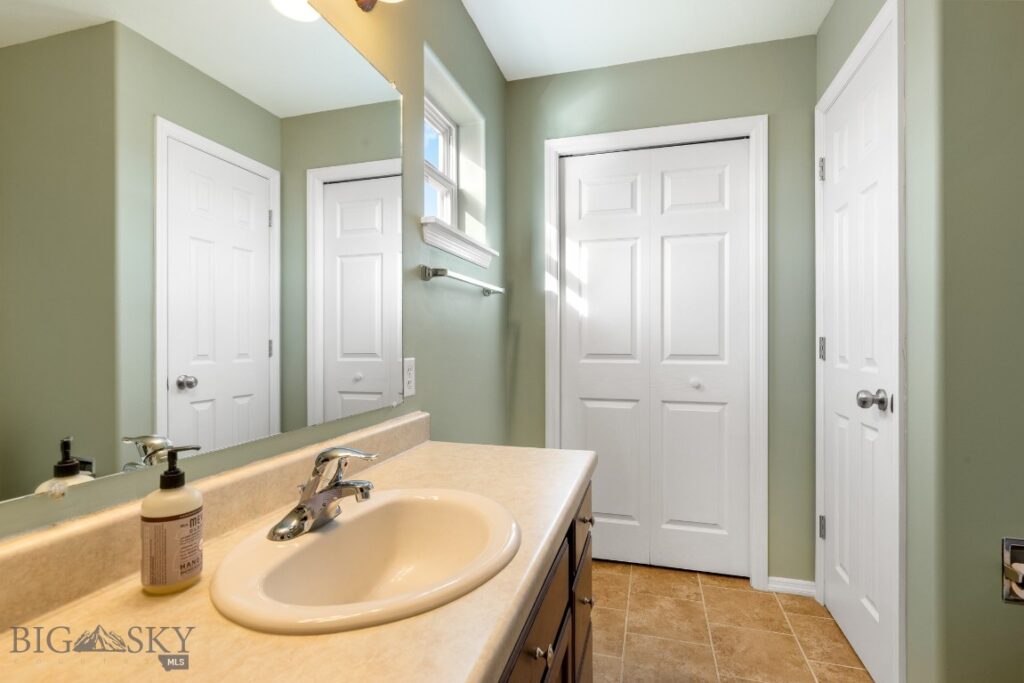 171 Meadow Brook Lane