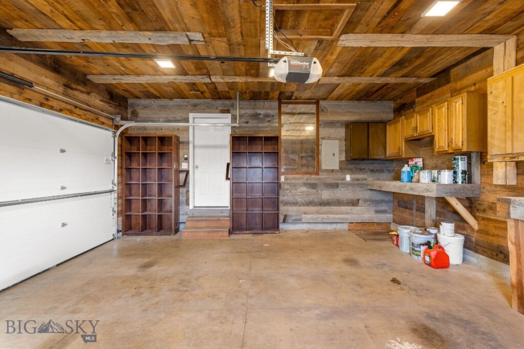 171 Meadow Brook Lane