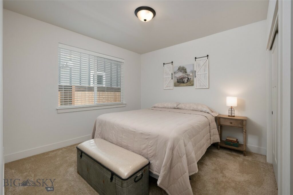 1710 Wyatt Earp Court