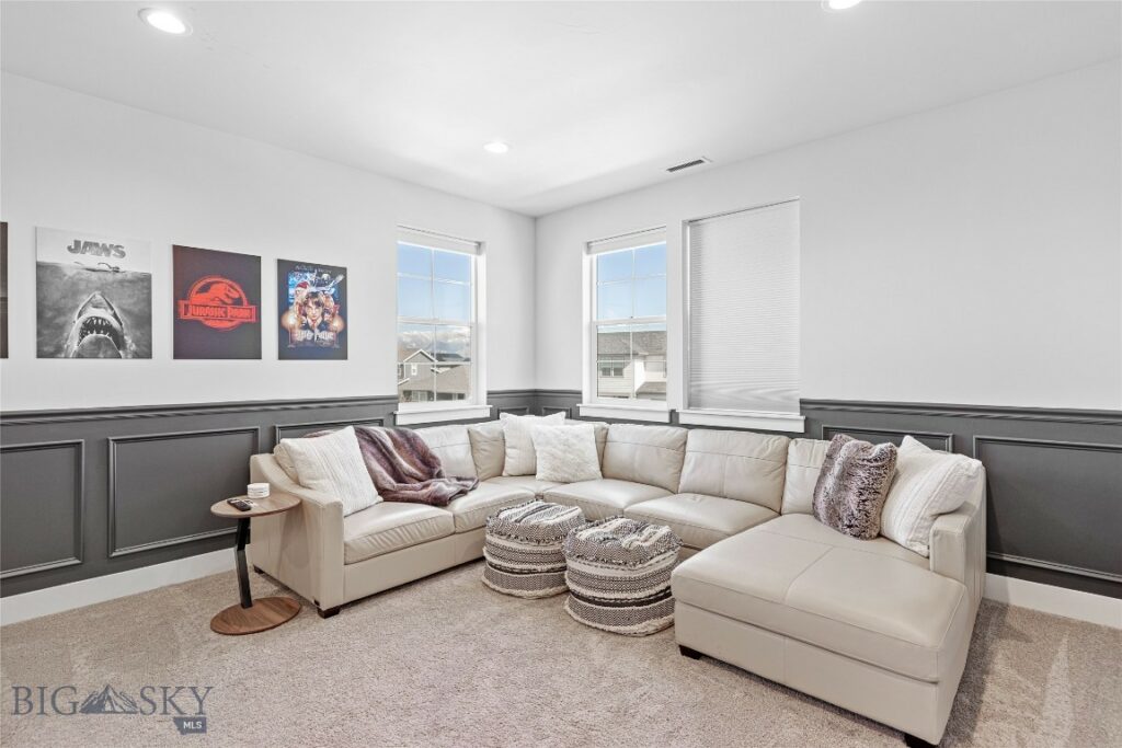 1711 Wyatt Earp Court