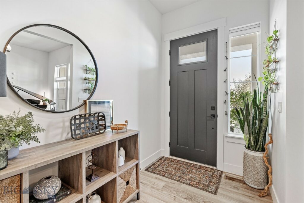 1711 Wyatt Earp Court