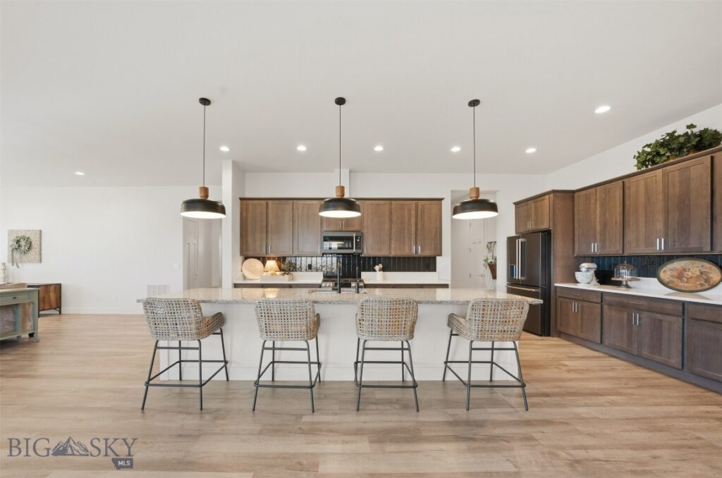 1718 Wyatt Earp Court