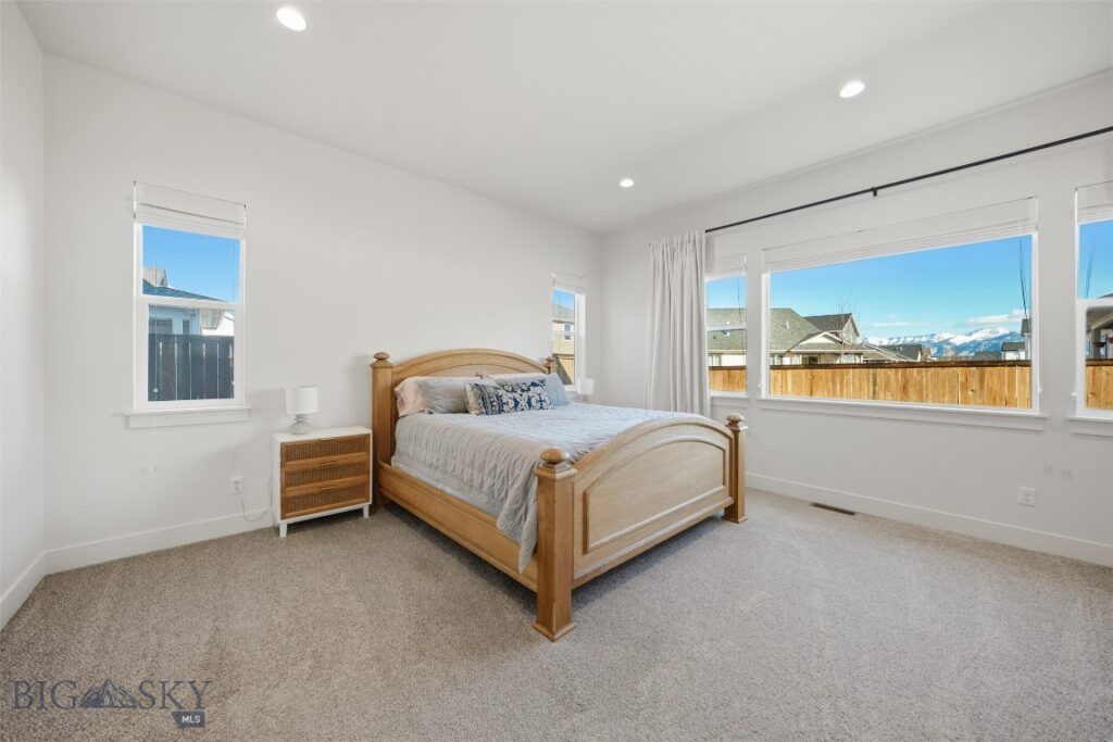 1718 Wyatt Earp Court