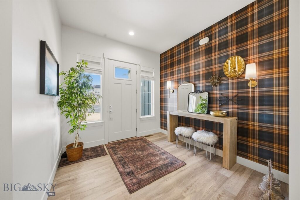 1718 Wyatt Earp Court