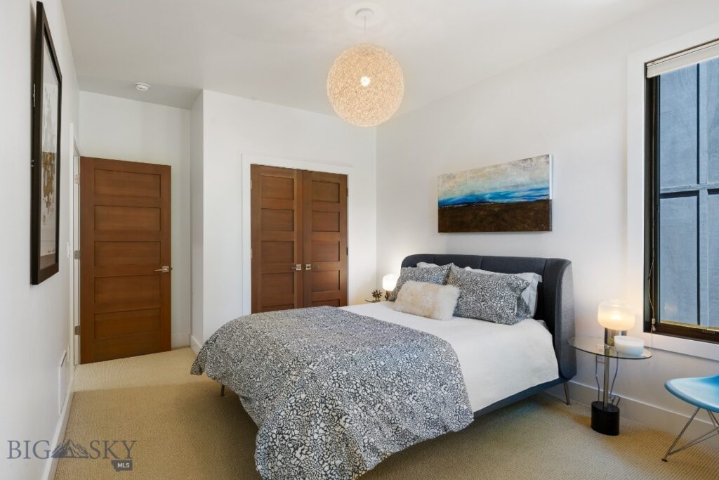 1719 Midfield Street