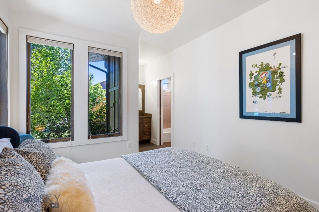 1719 Midfield Street