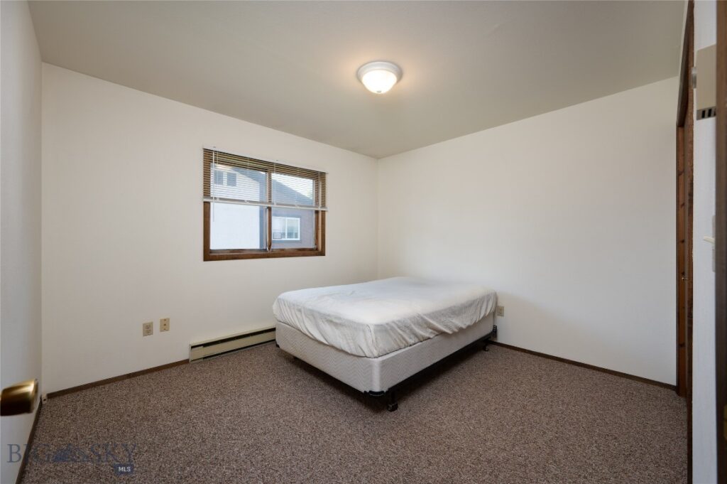 1720 W Olive