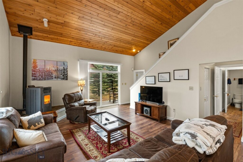 173 Candlelight Meadow Drive