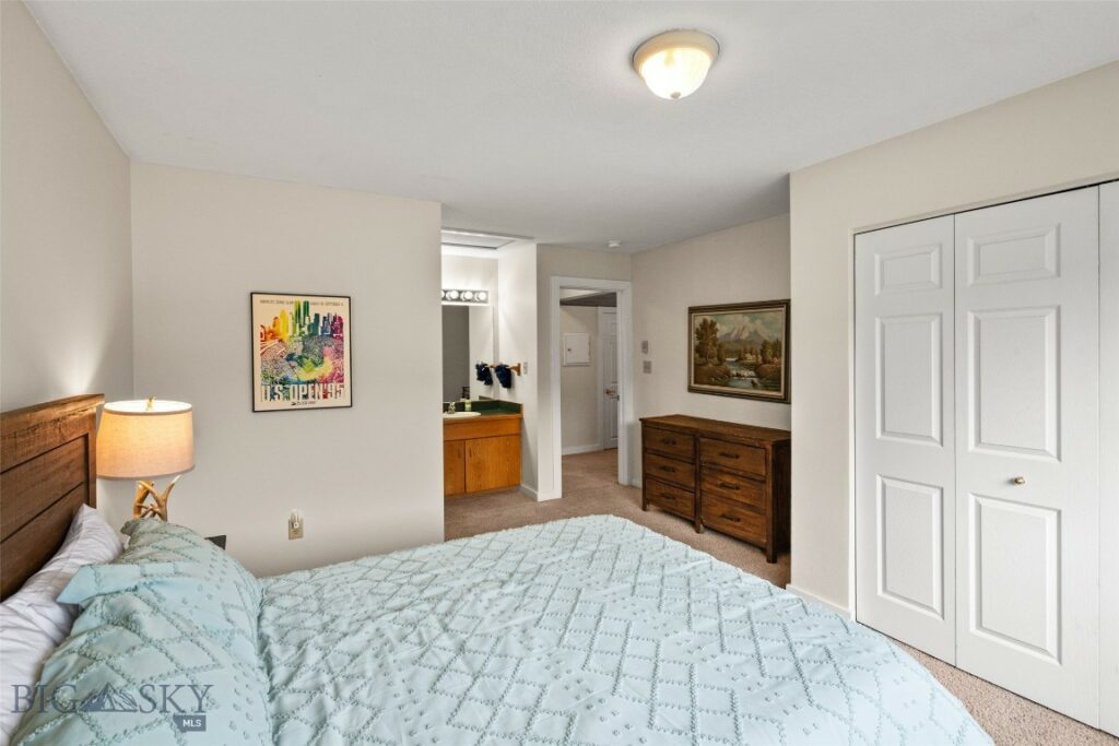 Big Sky MT 59716 - 24