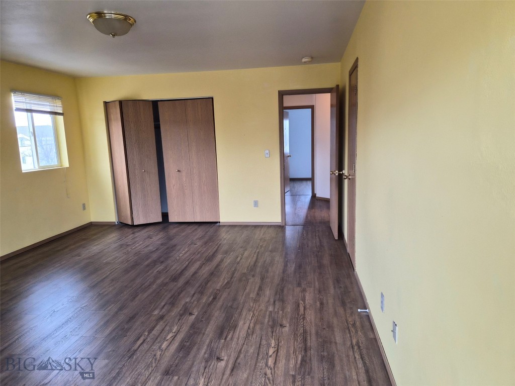 1769 W Kagy Boulevard