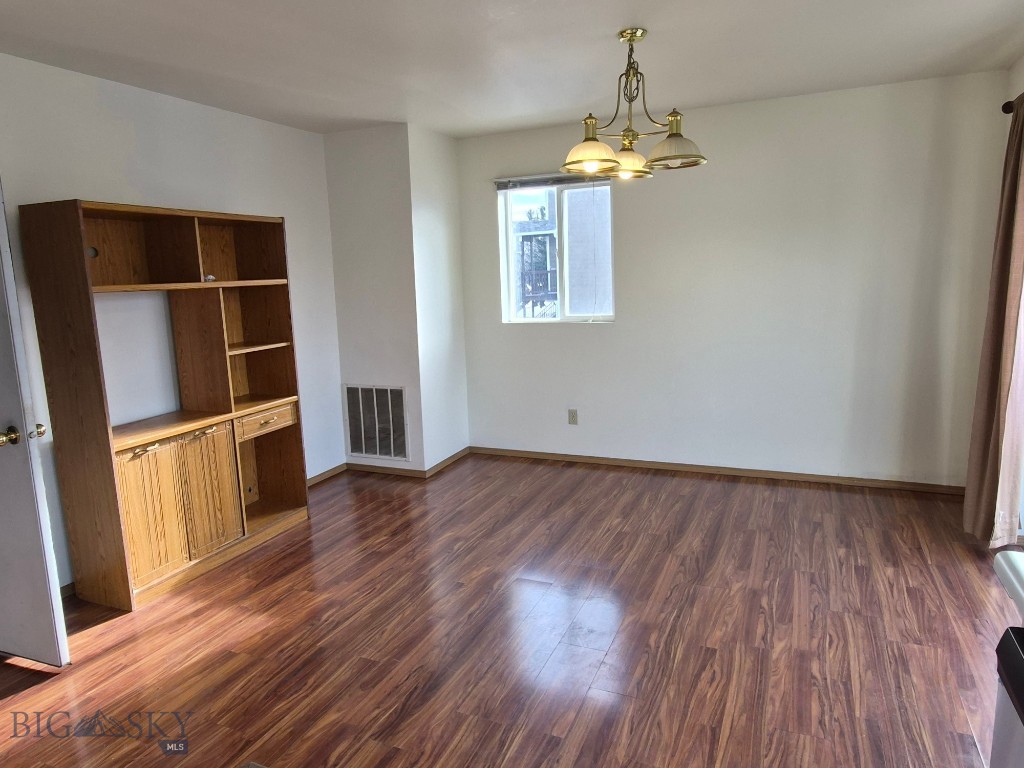 1769 W Kagy Boulevard