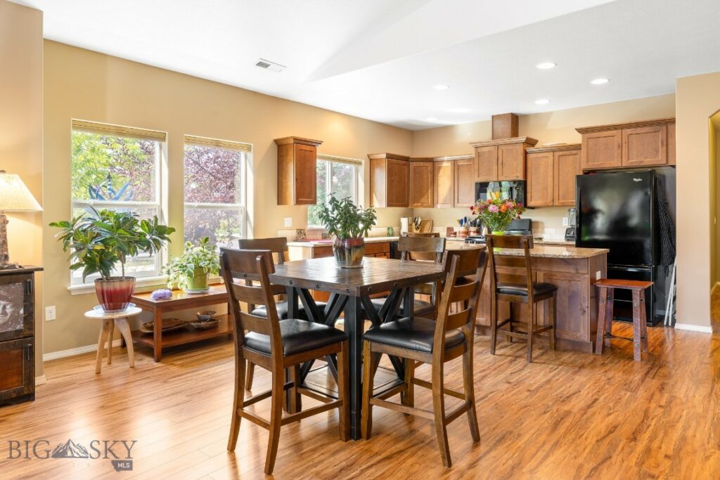 178 Valley Fire Lane