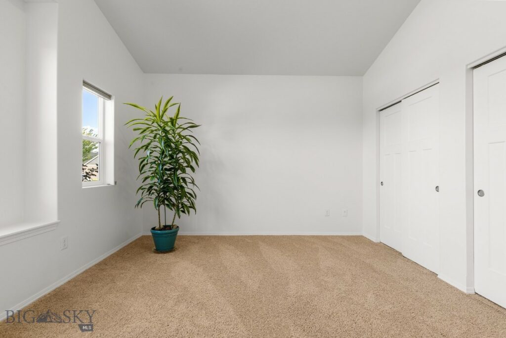 178 Valley Fire Lane