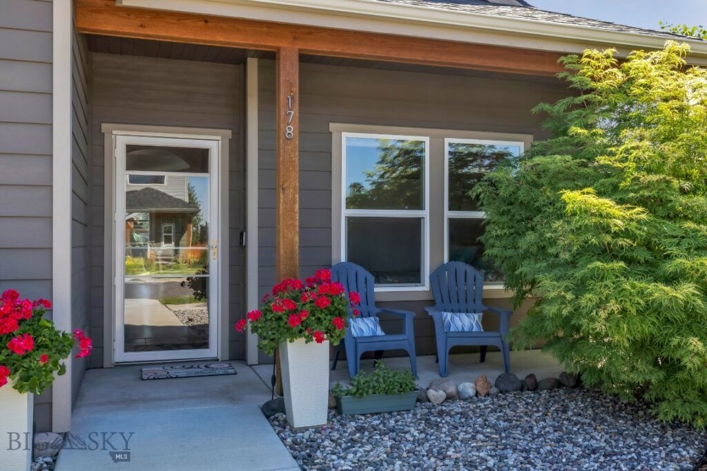 178 Valley Fire Lane