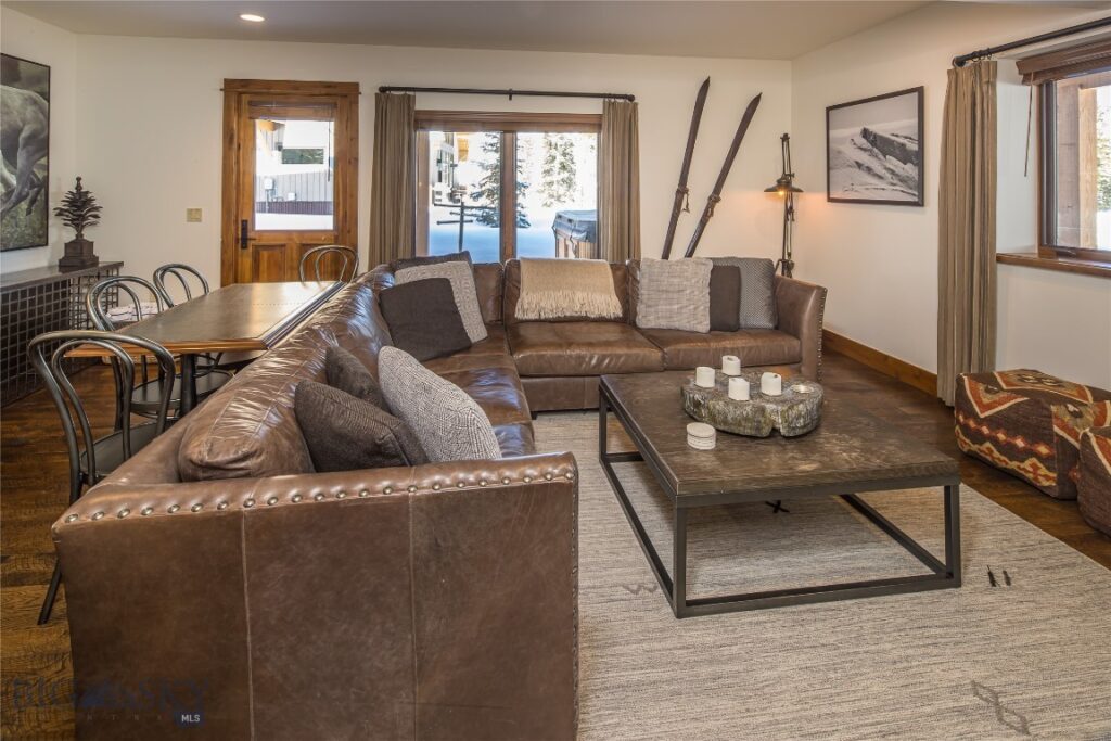 18 Claim Jumper Road